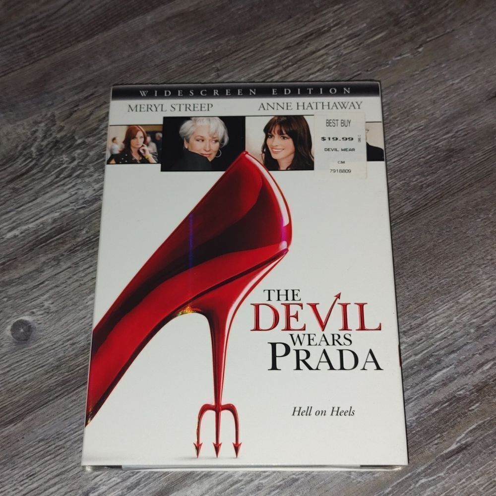 The Devil Wear Prada New Sealed and comes in Sleeve  DVD Widescreen Edition